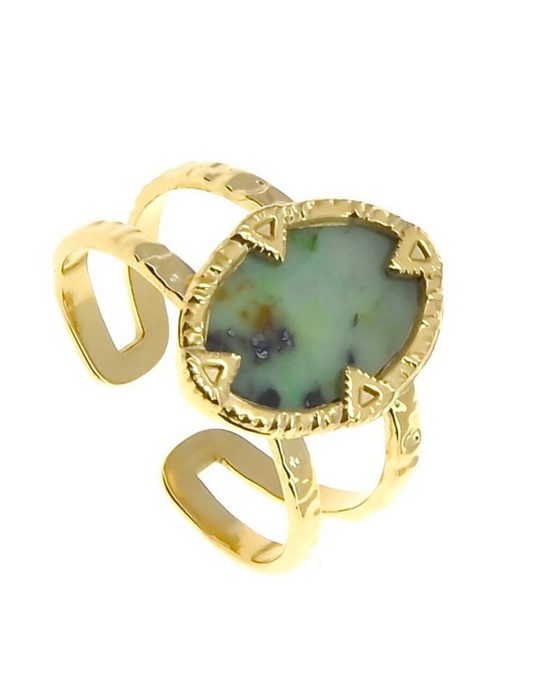 Nadia Ring